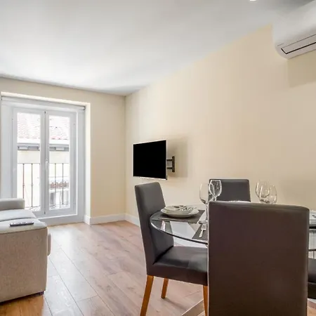 2 Bedrooms 2 Bathrooms Furnished - Malasana - Bright And Refurbished - Mintystay Madrid Exterior photo