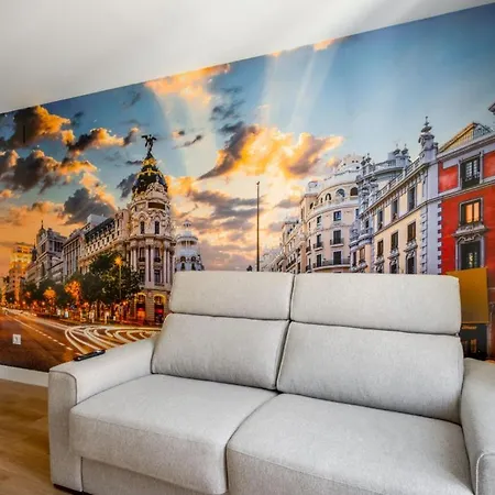 2 Bedrooms 2 Bathrooms Furnished - Malasana - Bright And Refurbished - Mintystay Madrid Exterior photo