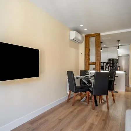 2 Bedrooms 2 Bathrooms Furnished - Malasana - Bright And Refurbished - Mintystay Madrid Exterior photo