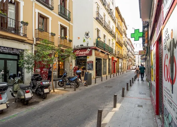 2 Bedrooms 2 Bathrooms Furnished - Malasana - Bright And Refurbished - Mintystay